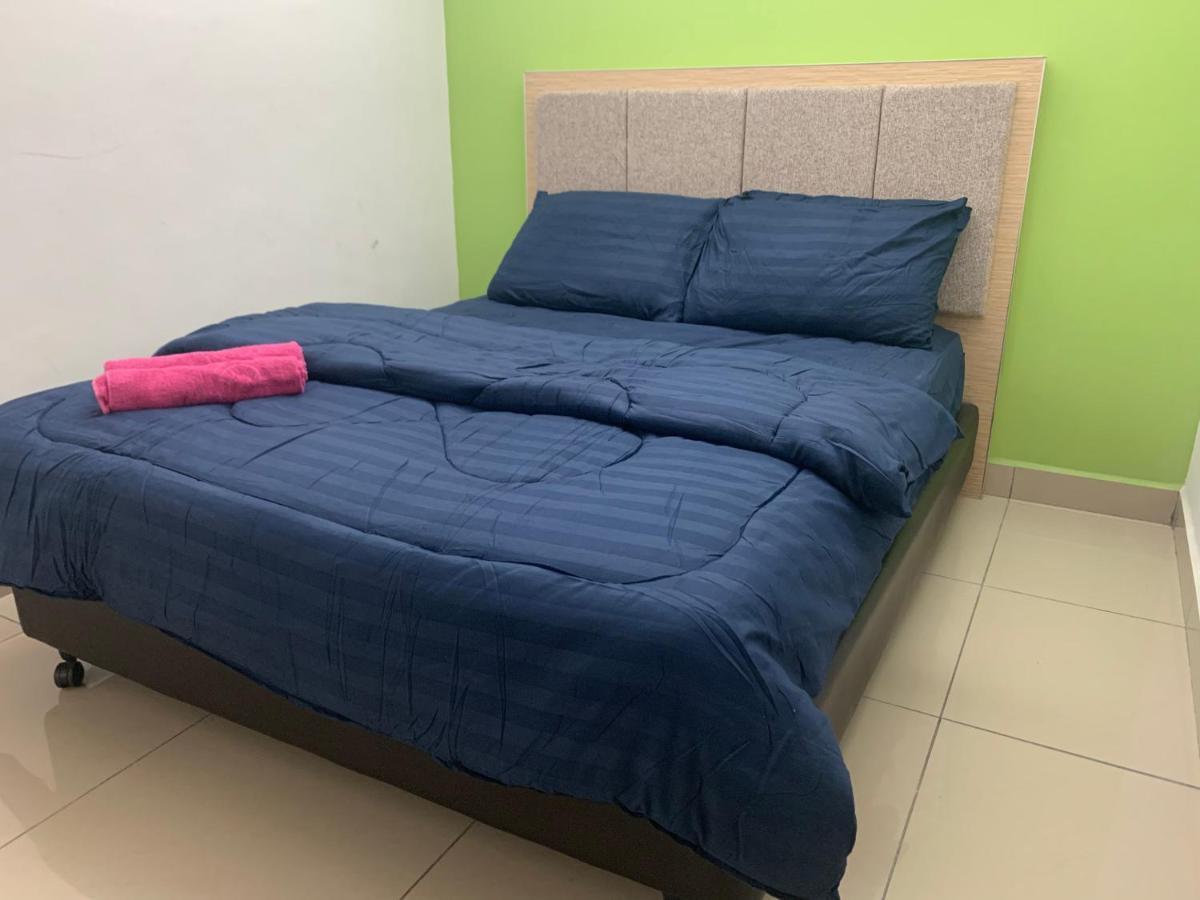 Kb Wakaf Che Yeh Apartment Кота Бару Екстериор снимка